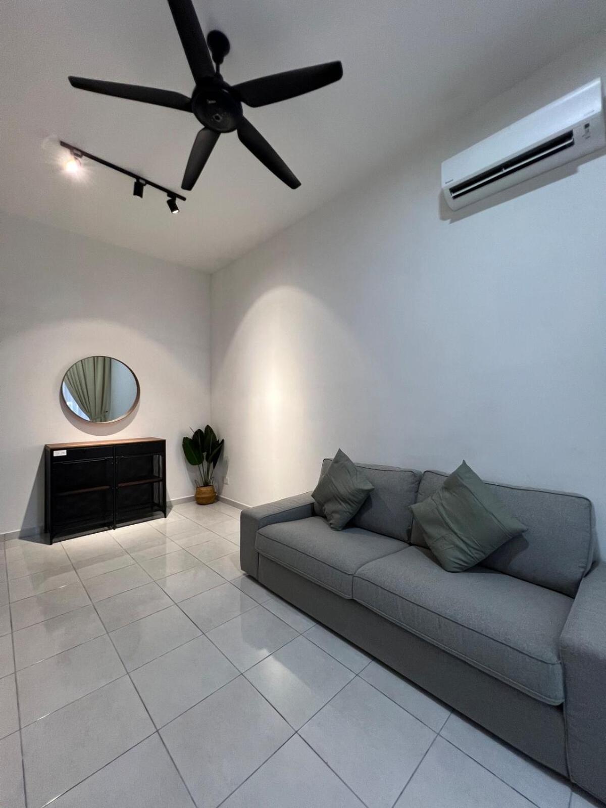 Rumavin Homestay, *